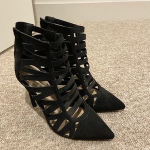 Strappy black heels 6.5